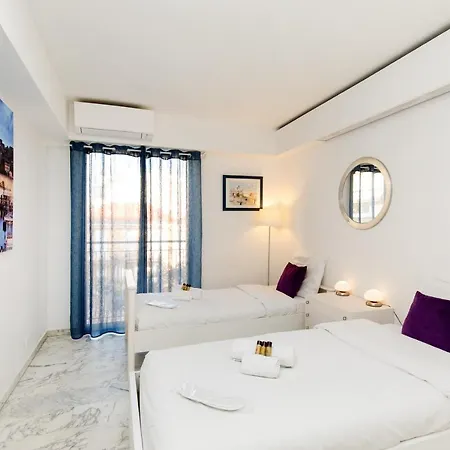 Apartment Laperouse Yourhosthelper
