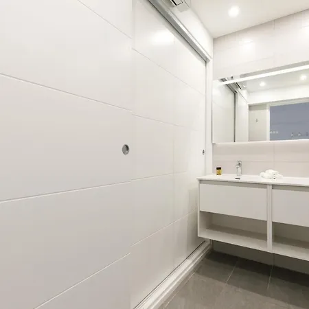 Apartment Laperouse Yourhosthelper